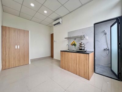 It's right here at the University of Verit, and it's won, and it's close to the state-of-the-art lab, 25 M2.