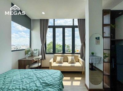 The nice room is only 1 P - full interior - free
