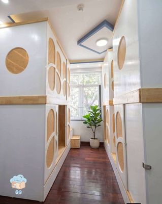 Hire the Sleepbox for women, the whole service.