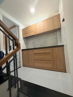 new room - female priority