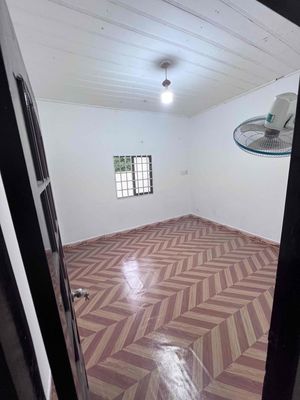 Share Room In Original House