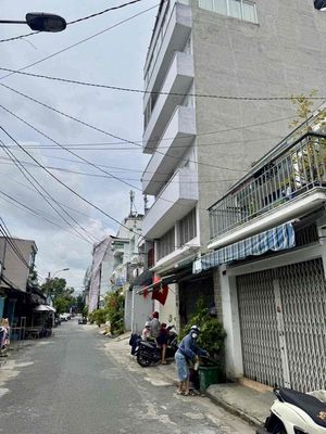 4 x 18.5 meters 1st floor (8 meters). 1/ Thoại Ngọc Hầu. Tân Phú