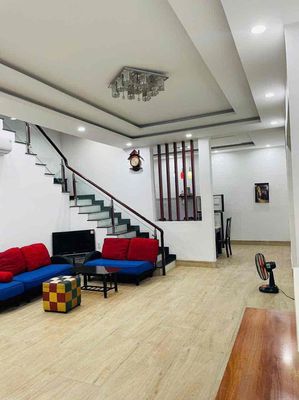 Renting a full house, 1 st floor, số 7Z0