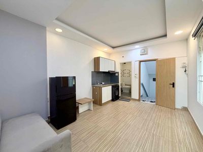 The 1st Ph.S.E. Full interior - Private Washier