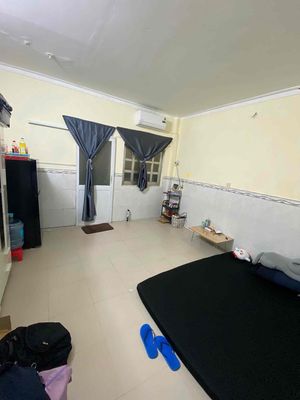 Room 30 m2 on the side of the Nin Shun 2 bridge, opposite EcoGreen.