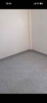 Rent room in the original house.