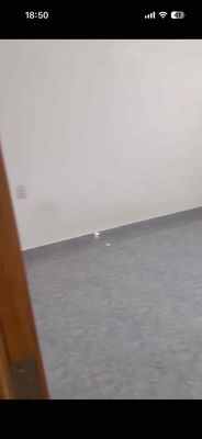 Rent room in the original house.