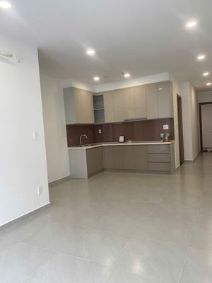 Rent the 73 m2 (2 bedrooms +2 toilets) in District 9 which moves the 1st, 2nd and high.