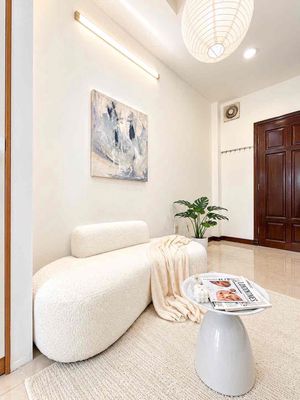 Tell Zhang the new apartment is 100% in the Him Lam Reservation Near Mart de 7th.