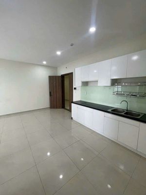 Rent a Topaz Elite apartment. Two bedrooms. Two toilets cost 10 million a month.