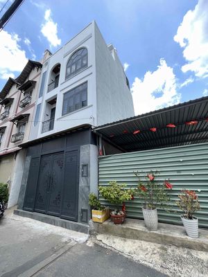 3rd floor of the car alley 2 Trường Thọ.