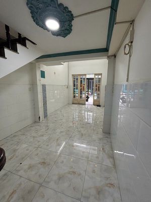 Lạc Long Quân, 1893 3, 11th District, second floor, 3 bedroom 3 toilets, 3.5 x12 meters.