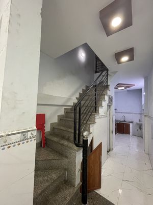 It's the owner of the main house on Phan Sào Nam, Tân Bình district.