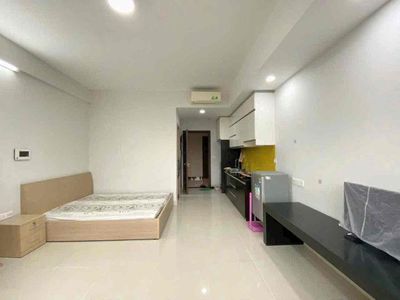 Rent a Botanica Premier apartment a bathroom bedroom. Near tsn airport