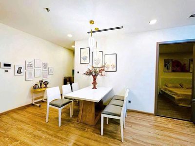 Rent apartments 115.9 meters2, 3 bedrooms, 3 toilets, at Park 1, Delomes Central Park