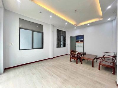 for rent: 348/ Cộng Hòa, 1893 13, Tân Bình district.