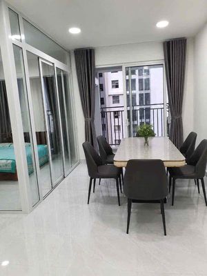 Rent a Sunrise Riverside apartment. A bedroom. 50 meters.