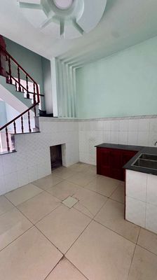 Rent near Bà Điểm 5 areas 4*14-2 bedroom -2 toilets, alleycars to the house