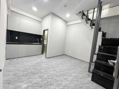 Superblock, 1 st floor, 1st floor, private parking lot, 24/7 security.