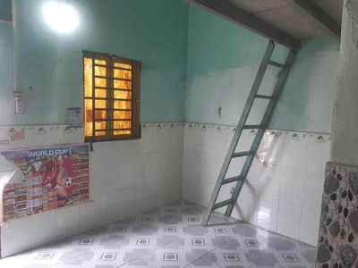 Seven-to-one-five-foot hotels, 900 thousand a month.