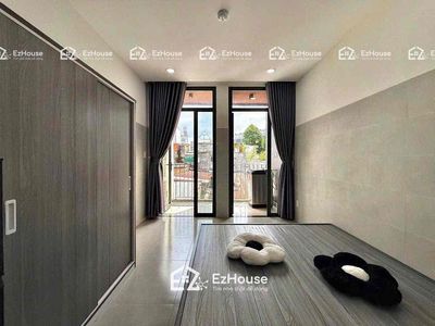 Renting studio full-case furniture with open-ended balcony, District 11