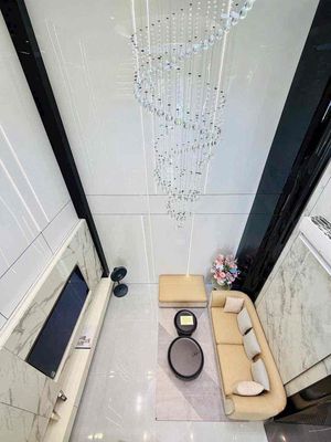 Rent a new full house 4 bedrooms 4 toilets 1/ Phan Huy Ích-712.