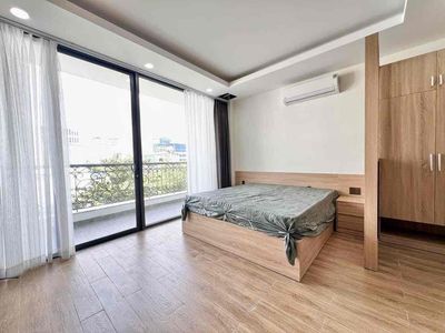 Rent a new balcony 100% right in the Republic Etown, Tân Bình.
