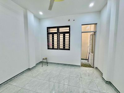 Rent whole business cash - 4 meters x 22 meters - 4 bedrooms The Fire-Fire