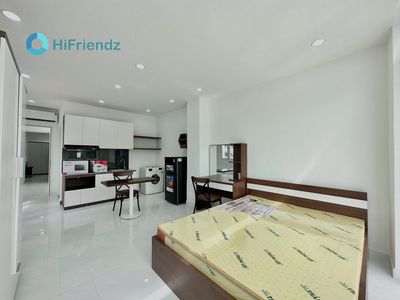 Rent a balcony studio full interior near Trần Não bridge