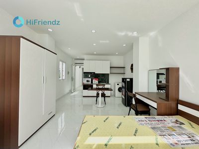 Rent a balcony studio full interior near Trần Não bridge