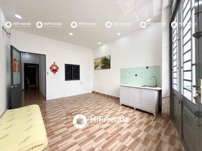 Clear the apartment. One bedroom. Full baccol.