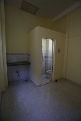 There's only one room left-- 4th county cheap.