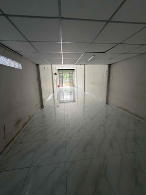 house 4 x28: 20 meters below.