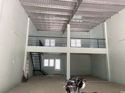 22 million port warehouses, area 8 x18 m plus a 50-metre-load T-virus