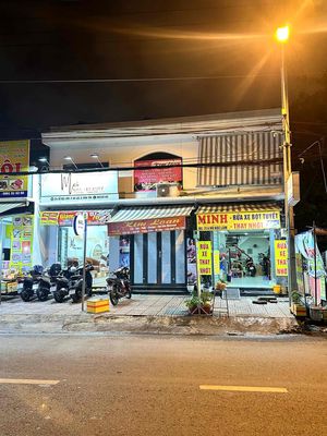 Let's rent out a Hồ Học Lãm house.