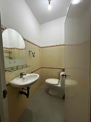 Trần Xuân Soạn car wide. Two floors. Two bedrooms. Two bathrooms.