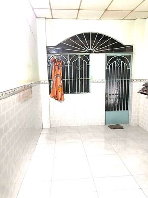 Rent the Phan Huy Ích road near the 2nd floor of the second bedroom.