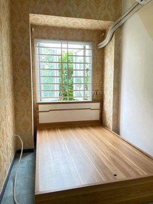 One-and-a-half bedroom, Nơ Trang Long, right up front.