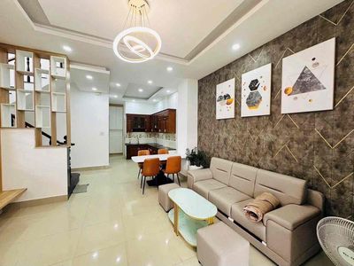 Rent a 2-Face-Purple-tx38 near Xen Xuka.