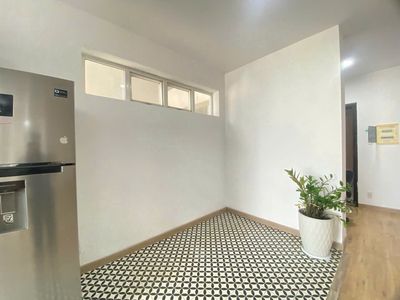 Need to rent the Copac-Contres Dame apartment, three bedrooms, nice house, cool river view
