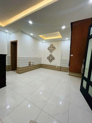 House 1 .1 .2th floor bedroom 6 x 6 mm Lê Văn Lương near Lottlemart