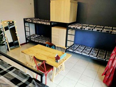 The dorm is for students and people who work near the airline.