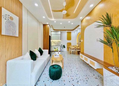 6mm Thạch Lam, 2 panels, 4 x 18 meters, 3 bedrooms, 3 toilets