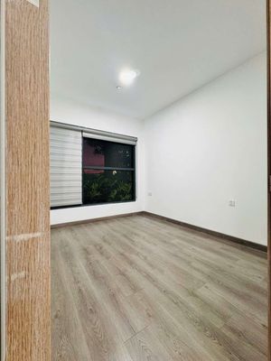Rent 92 M2 diammond alantata, empty house right here.