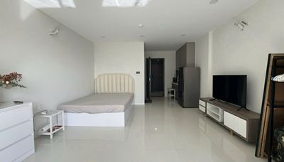 For the Rent Officetel Lavida Plus 7 37 meters, there's furniture, at 9.5 million a month.