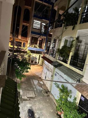 To rent new interiors like an alley block assault on the DNC 9
