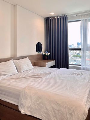 The 10th quarter of centrosa for two bedrooms, two full-on-three million.