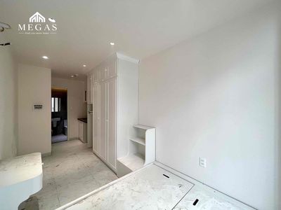 upper apartment - full interior - white tone - right Lê Đức Thọ