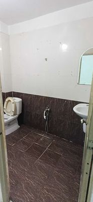 In fact, 4 X10, 2 bedroom 2 bathrooms near Death's School