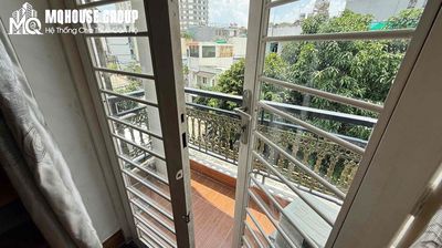 Rent a balcony suite nearly 40 meters 2 in Trần Quang Diệu near Emperor Sa